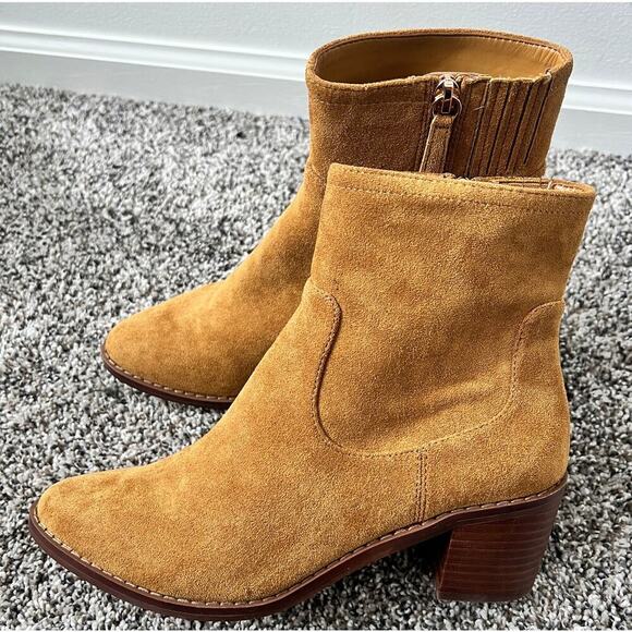 J. Crew Shoes - J. Crew western tan suede ankle boot women's size 7.5